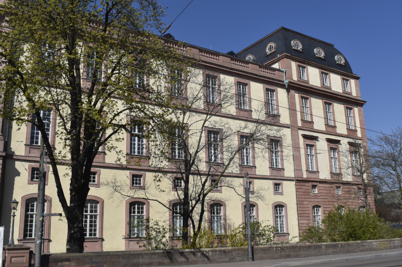 Residenzschloss im Darmstädter Zentrum